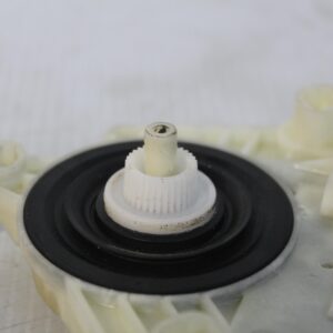 Volkswagen Mk7 Golf Rear Window Motor 5Q4959811A - Image 5