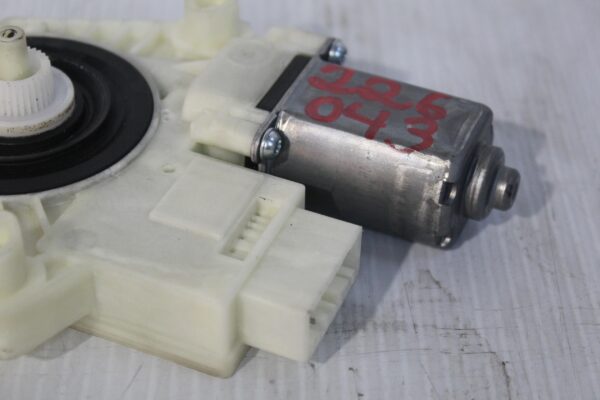 Volkswagen Mk7 Golf Rear Window Motor 5Q4959811A