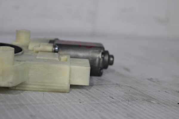 Volkswagen Mk7 Golf Rear Window Motor 5Q4959811A
