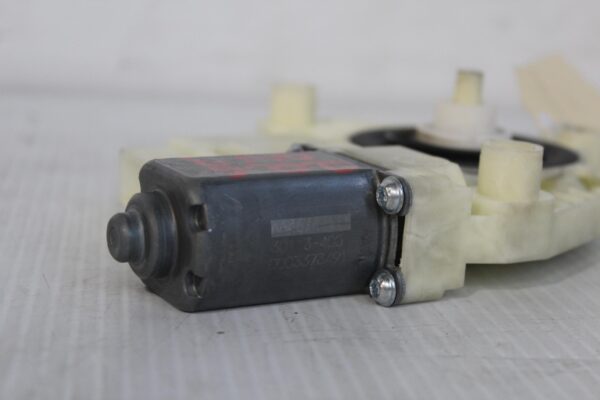 Volkswagen Mk7 Golf Rear Window Motor 5Q4959811A