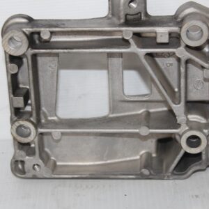Volkswagen Mk6 Golf R CDL Alternator AC Compressor Bracket 06F903143E - Image 2