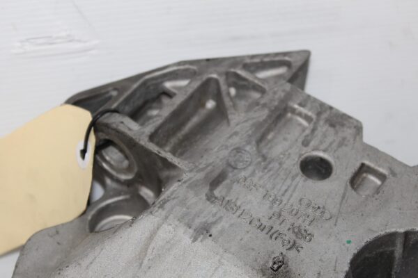 Volkswagen Mk6 Golf R Engine Support Bracket Mount 06F199207H
