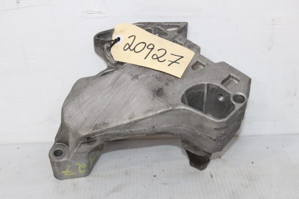 Volkswagen Mk6 Golf R Engine Support Bracket Mount 06F199207H