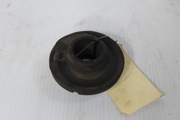 Audi 8T A4 B8 8K A5 Rear Lower Spring Rubber Pad 8K0512297E