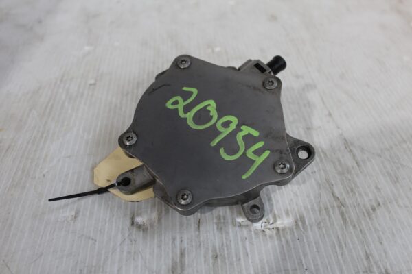 Volkswagen MK6 Golf Engine Brake Boost Vacuum Pump 06D145100H