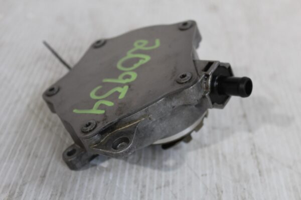 Volkswagen MK6 Golf Engine Brake Boost Vacuum Pump 06D145100H