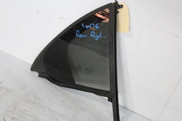 Mercedes Benz W176 A Class Rear Right Door Quarter Window Glass A1767300600