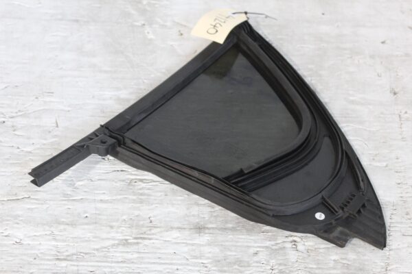 Mercedes Benz W176 A Class Rear Right Door Quarter Window Glass A1767300600