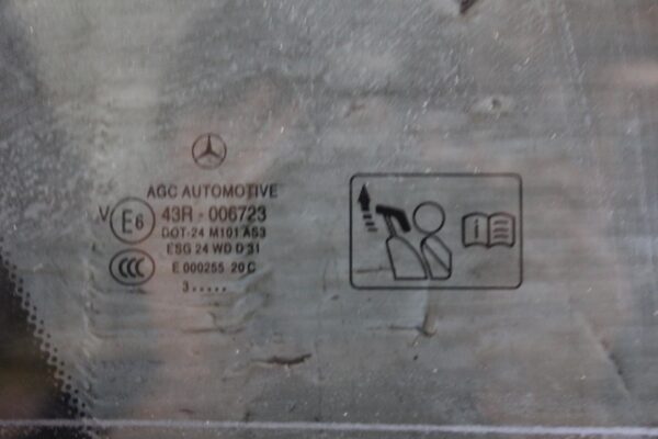 Mercedes Benz W176 A Class Rear Right Door Quarter Window Glass A1767300600