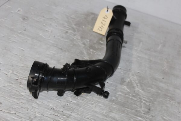 Mercedes Benz W177 W118 A250 CLA250 M260 Intercooler Pipe Hose A2600900700