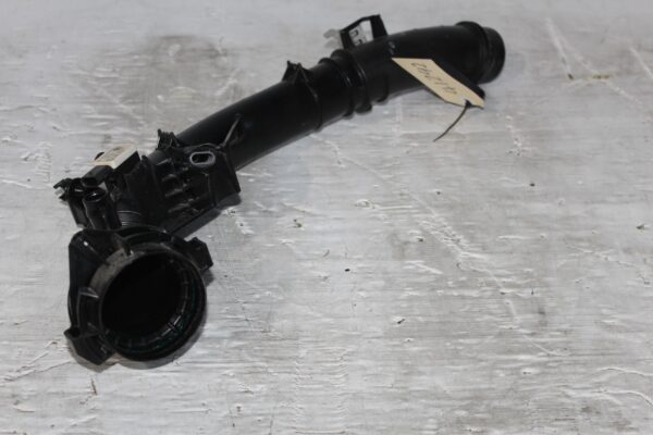 Mercedes Benz W177 W118 A250 CLA250 M260 Intercooler Pipe Hose A2600900700