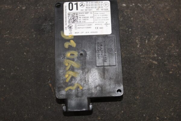 Mercedes Benz C E GL GLE CLA A Distronic Blind Spot Radar Sensor A0009052604