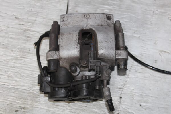 Mercedes Benz W205 C300 Rear Right Brake Caliper A2054230481, A2054230400