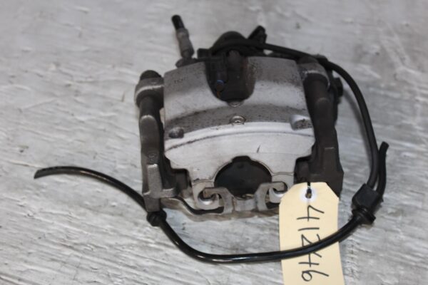 Mercedes Benz W205 C300 Rear Right Brake Caliper A2054230481, A2054230400