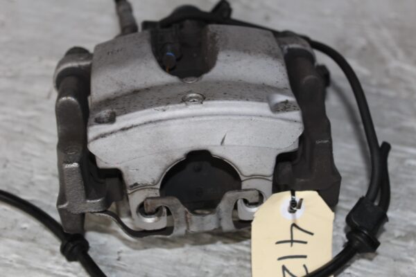 Mercedes Benz W205 C300 Rear Right Brake Caliper A2054230481, A2054230400