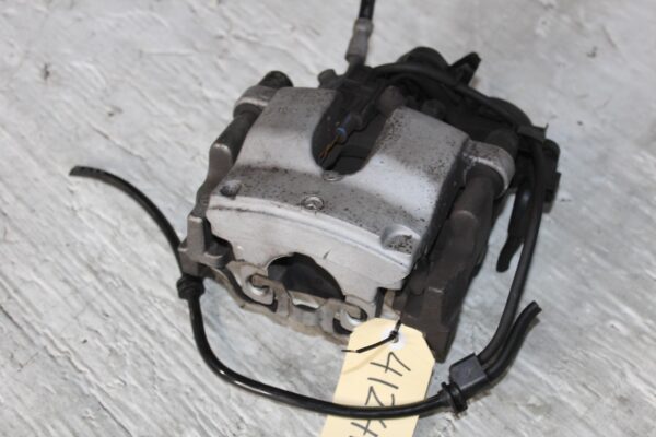 Mercedes Benz W205 C300 Rear Right Brake Caliper A2054230481, A2054230400