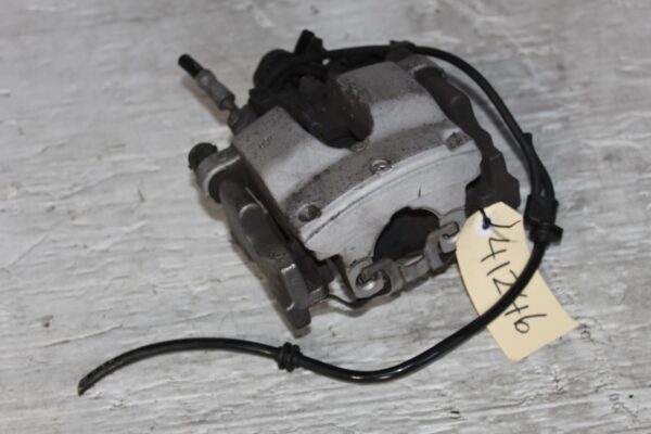 Mercedes Benz W205 C300 Rear Right Brake Caliper A2054230481, A2054230400