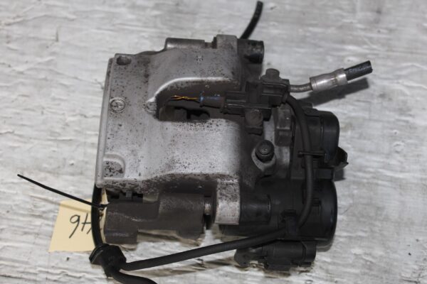 Mercedes Benz W205 C300 Rear Right Brake Caliper A2054230481, A2054230400