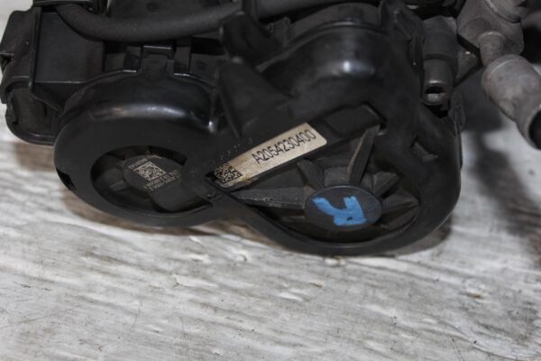 Mercedes Benz W205 C300 Rear Right Brake Caliper A2054230481, A2054230400