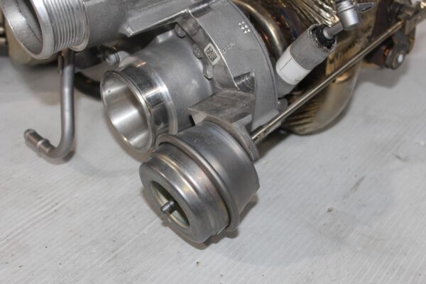 Mercedes Benz E63s G63 S63 Turbo Turbocharger Set Pair A1770900280, A1770900180