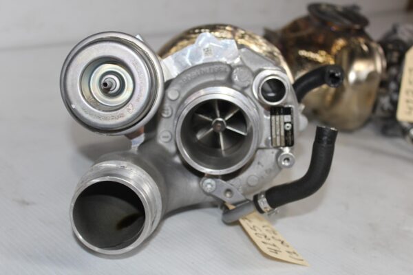 Mercedes Benz E63s G63 S63 Turbo Turbocharger Set Pair A1770900280, A1770900180