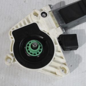 Mercedes Benz W117 CLA Front Left Door Window Motor A2078200542 - Image 5