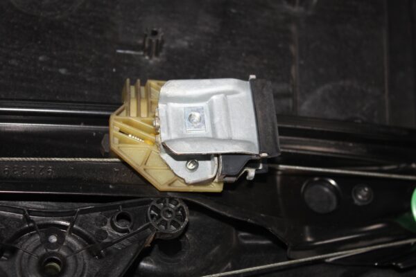 Mercedes Benz W176 A Class Rear Window Door Window Regulator A1767300479