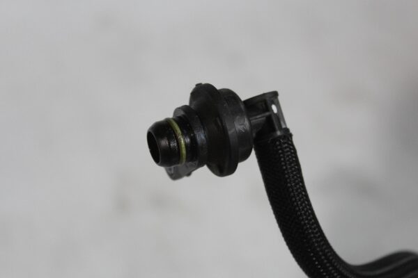 Mercedes Benz W176 W117 A45 CLA45 PCV Hose Bleed Purge Line A1330106000