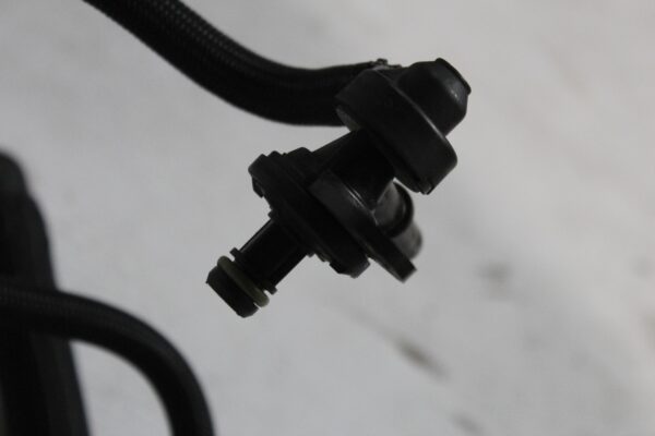 Mercedes Benz W176 W117 A45 CLA45 PCV Hose Bleed Purge Line A1330106000