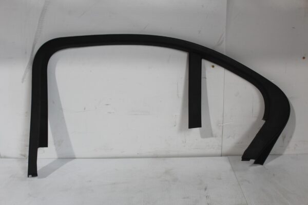 Mercedes Benz W205 C Class Sedan Rear Right Door Seal Mould A2057370271
