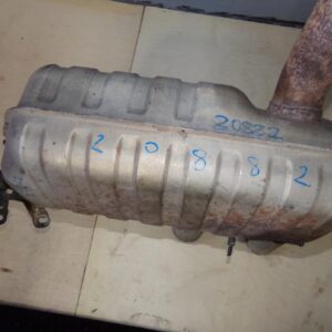 Mercedes Benz W205 C300 Rear Muffler Exhaust Section A2054909600 - Image 6