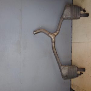 Mercedes Benz W205 C300 Rear Muffler Exhaust Section A2054909600 - Image 13