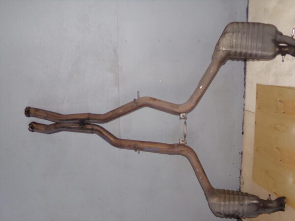 Mercedes Benz W212 E63 Exhaust Rear Muffler Section A2124901261, A2124901161