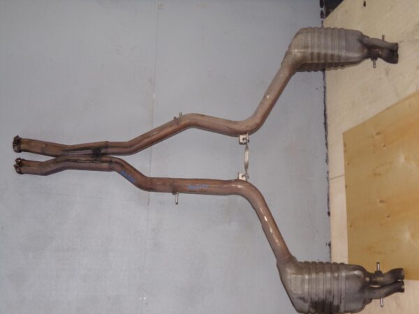 Mercedes Benz W212 E63 Exhaust Rear Muffler Section A2124901261, A2124901161