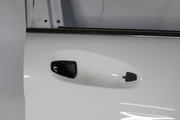 Mercedes Benz W204 C Class Front Right Door WHITE