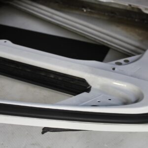 Mercedes Benz W204 C Class Front Right Door WHITE - Image 6