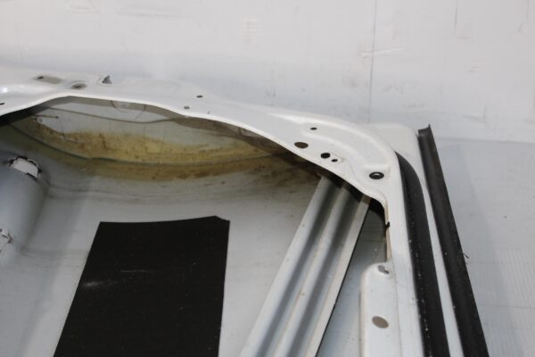 Mercedes Benz W204 C Class Front Right Door WHITE