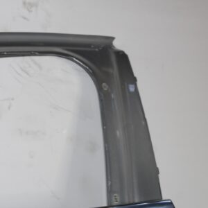 Mercedes Benz W205 C Class Sedan Front Left Passenger Door SILVER - Image 3