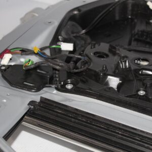 Mercedes Benz W205 C Class Sedan Front Left Passenger Door SILVER - Image 9