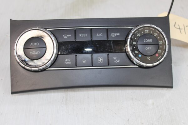 Mercedes Benz W204 C63 AC Aircon Climate Control Unit A2049006708, A2049007615