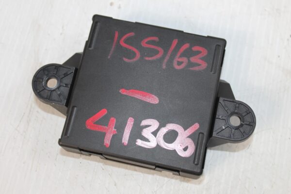 Mercedes Benz W204 C63 Rear Left Door Control Unit A2189001401