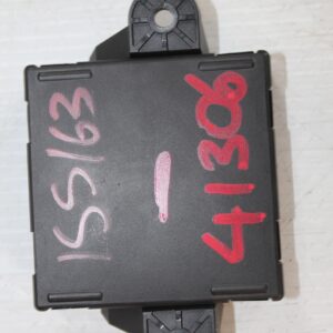 Mercedes Benz W204 C63 Rear Left Door Control Unit A2189001401 - Image 5