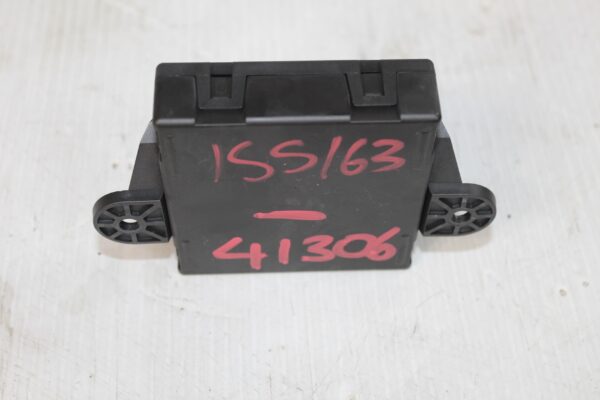 Mercedes Benz W204 C63 Rear Left Door Control Unit A2189001401