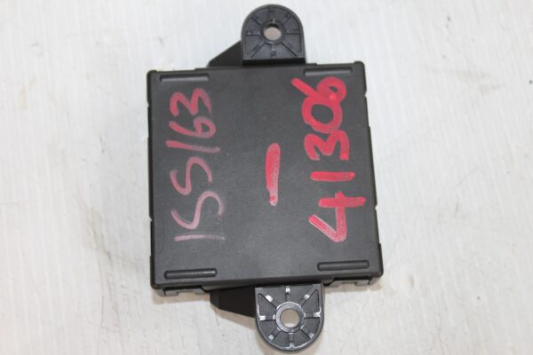 Mercedes Benz W204 C63 Rear Left Door Control Unit A2189001401