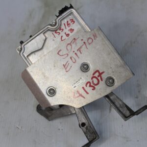 Mercedes Benz W204 C63 AMG 507 ABS Pump A1724315312, A1729008106 - Image 6