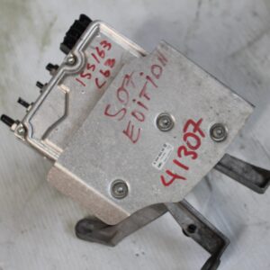 Mercedes Benz W204 C63 AMG 507 ABS Pump A1724315312, A1729008106 - Image 8