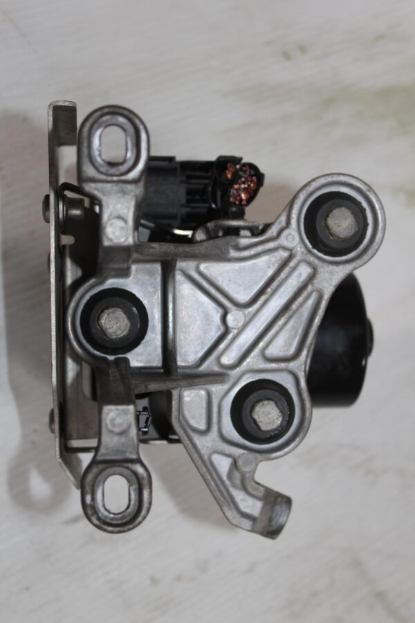 Mercedes Benz W204 C63 AMG 507 ABS Pump A1724315312, A1729008106