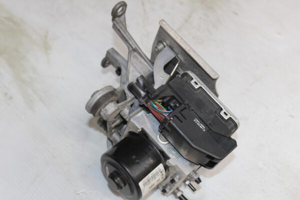 Mercedes Benz W204 C63 AMG 507 ABS Pump A1724315312, A1729008106