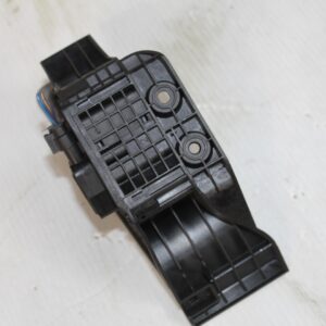 Mercedes Benz W204 C63 AMG Accelerator Throttle Pedal A2043000204 - Image 2