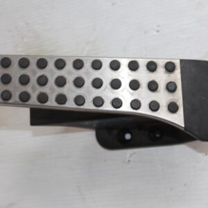 Mercedes Benz W204 C63 AMG Accelerator Throttle Pedal A2043000204 - Image 10